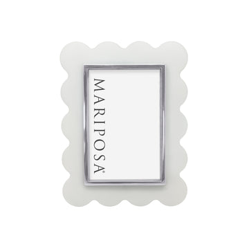 Mod White Acrylic Scallop 4x6 Frame