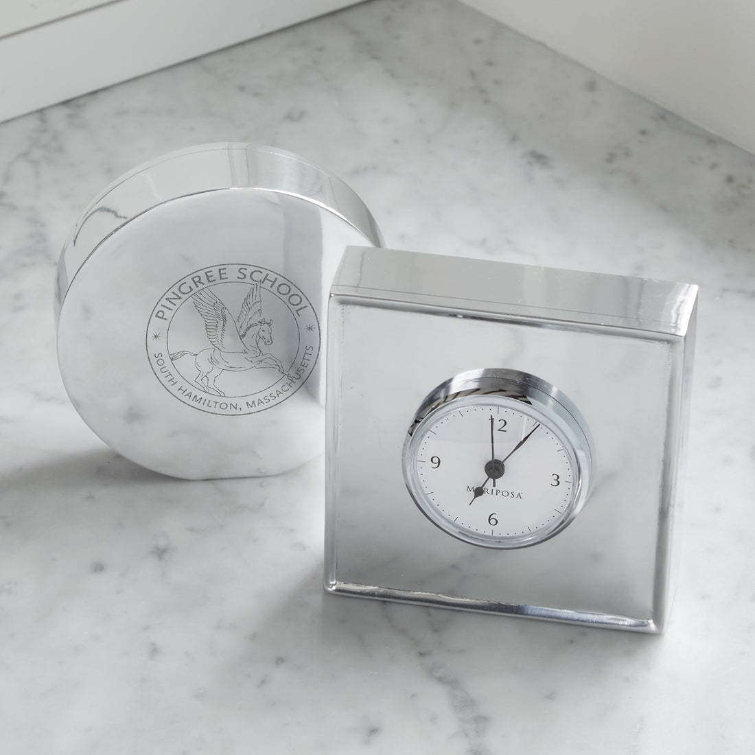 Signature Engravable Round Clock