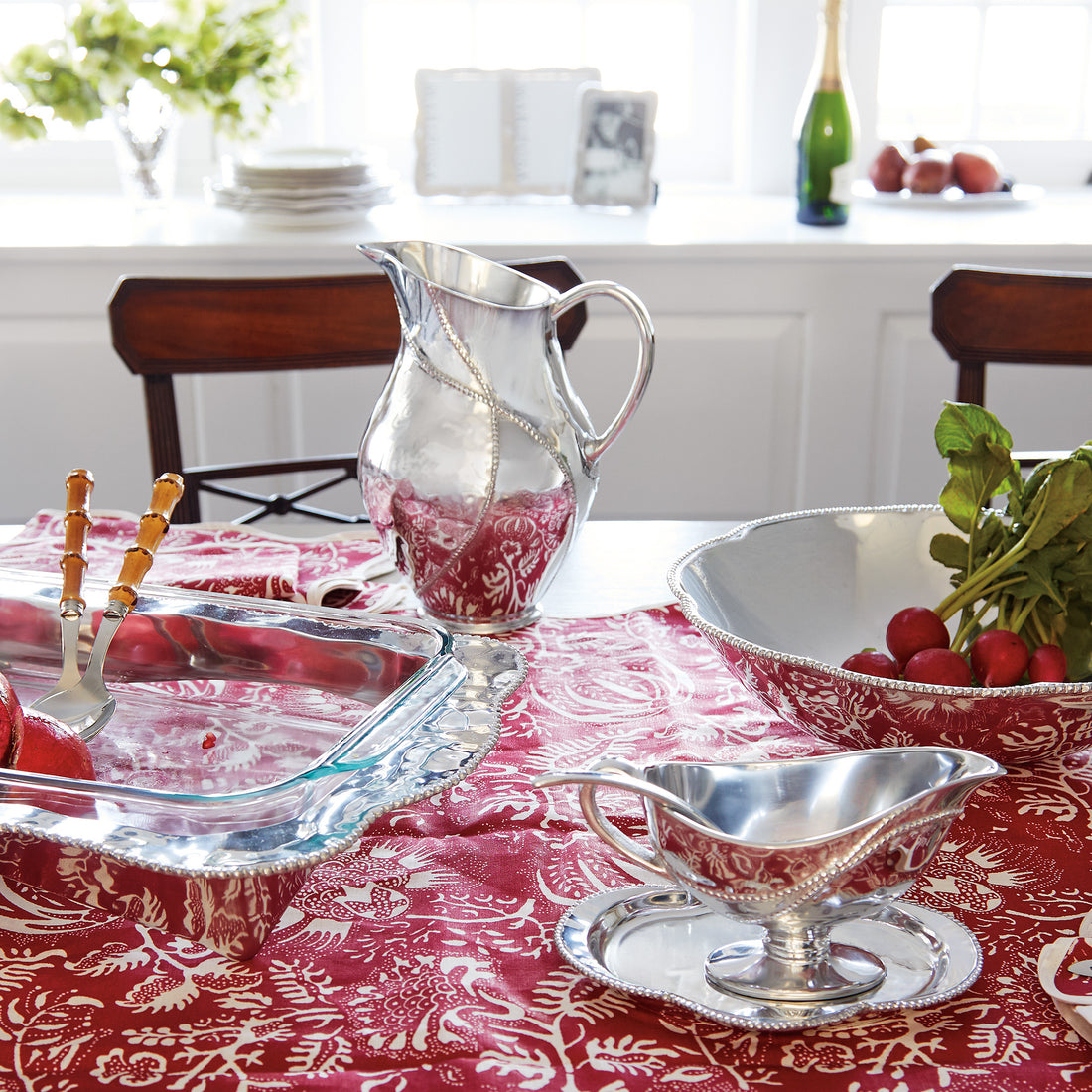 Sueno Pitcher