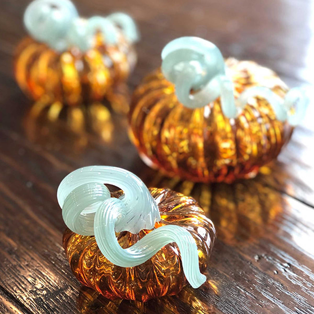 Amber Glass Medium Pumpkin -Decorative Accessories | Mariposa