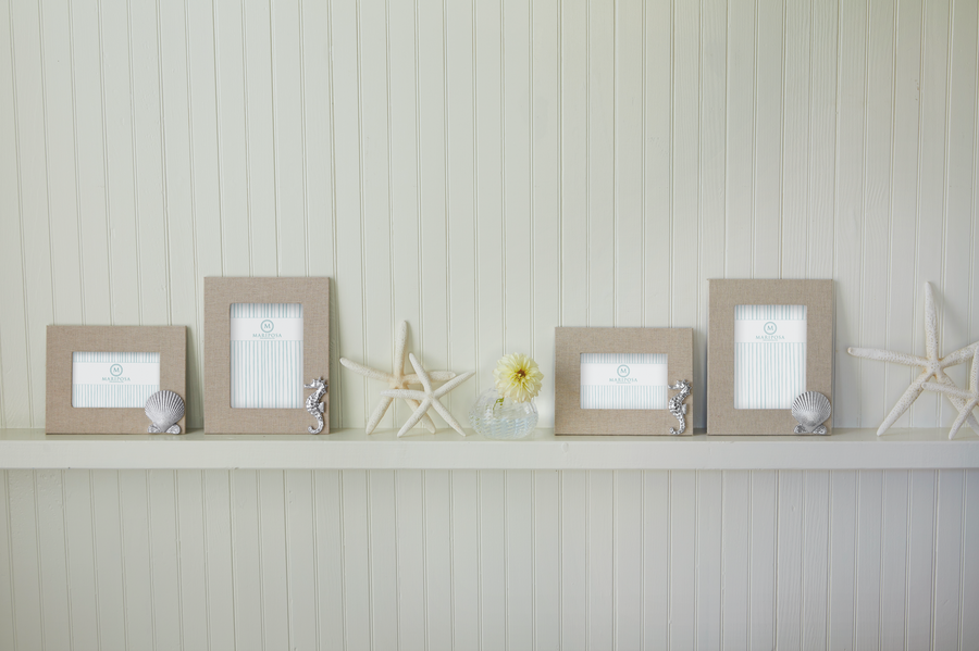 Natural Linen with Scallop 5x7 Frame Vertical