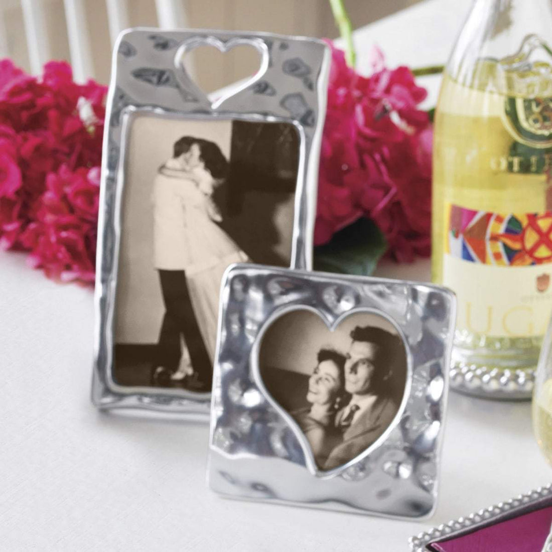 Small Square Open Heart Frame-Photo Frames-|-Mariposa